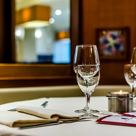 Smart Hotel 4*