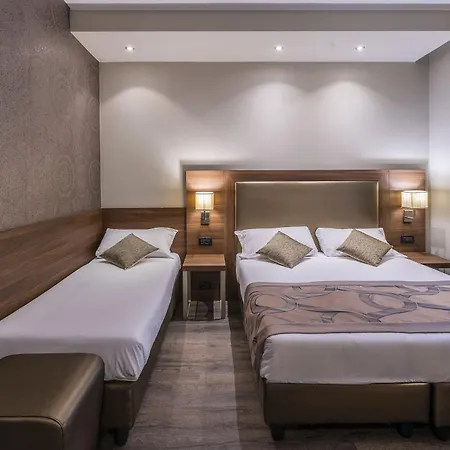 Smart Hotel 4*