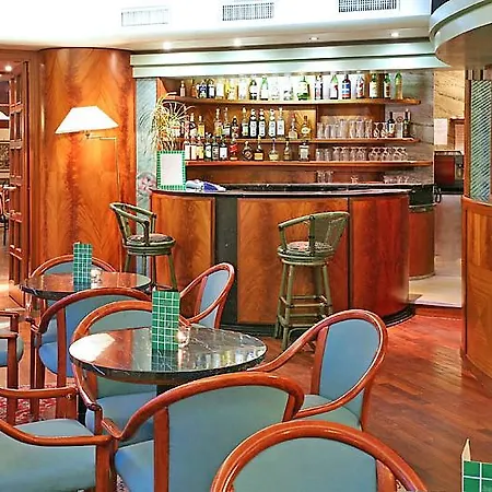 Smart Hotel 4*