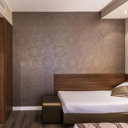 Smart Hotel 4*